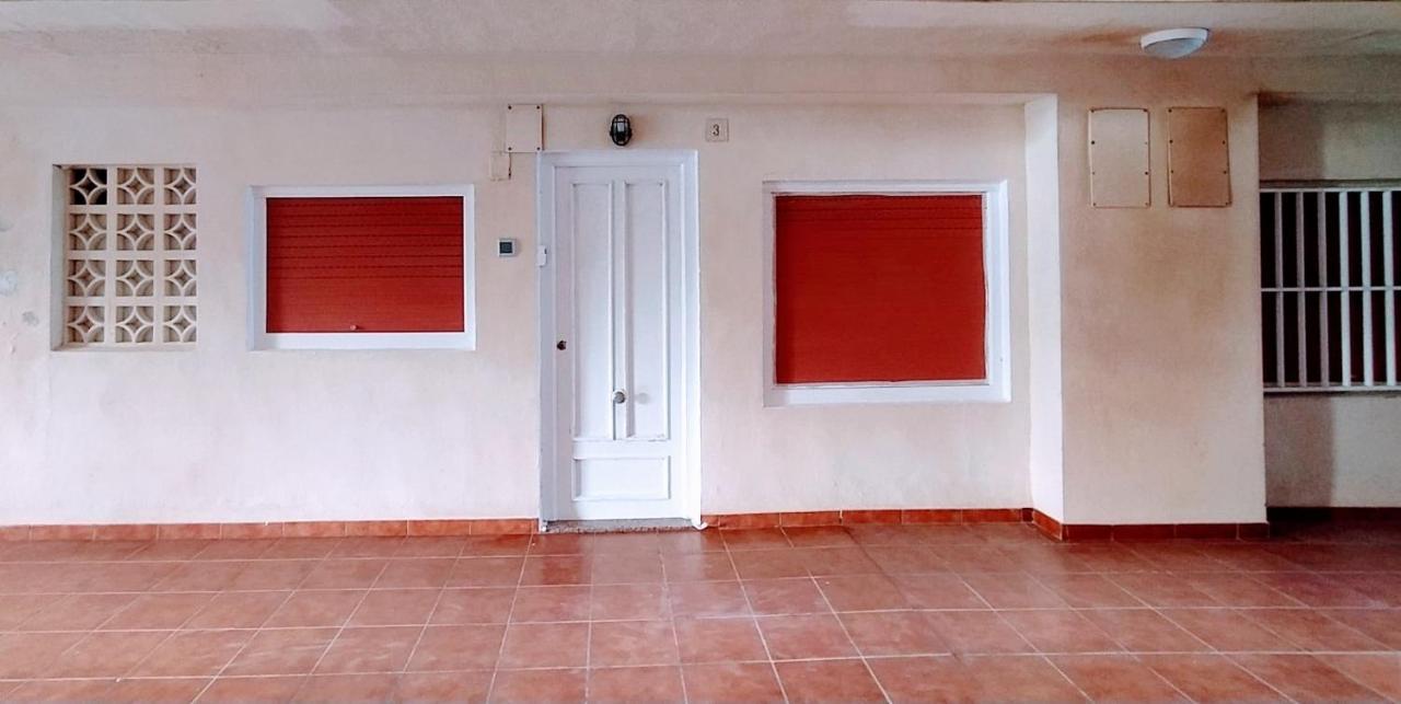 Apartamento Entero Primera Linea De Playa, Pet Friendly Tavernes de Valldigna Esterno foto